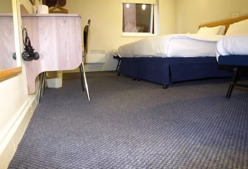 اتاق استاندارد سه نفره, 247hotel.com