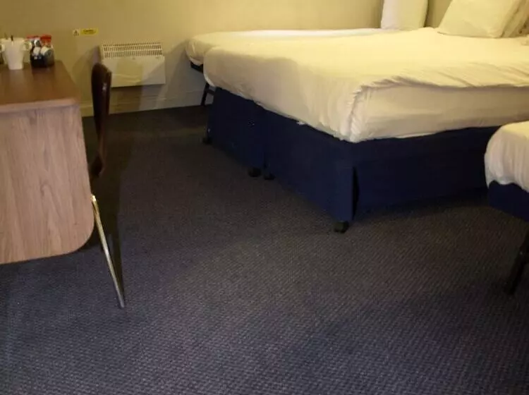 اتاق استاندارد سه نفره, 247hotel.com