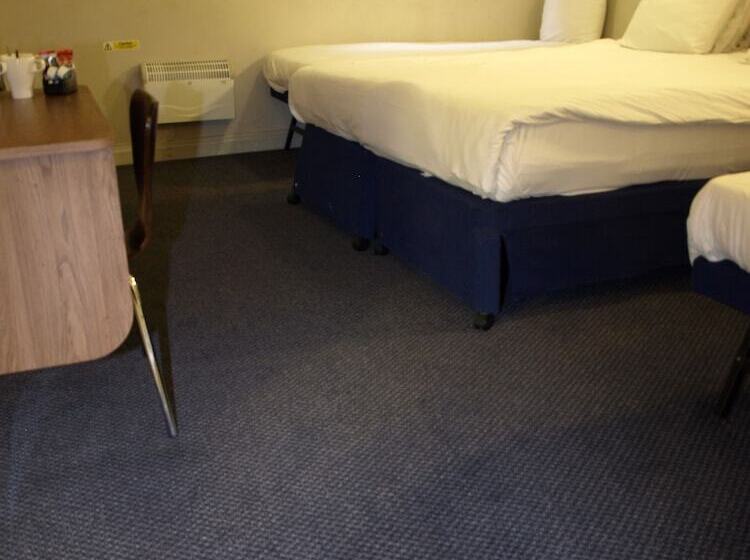 4인용 스탠다드 룸, 247hotel.com