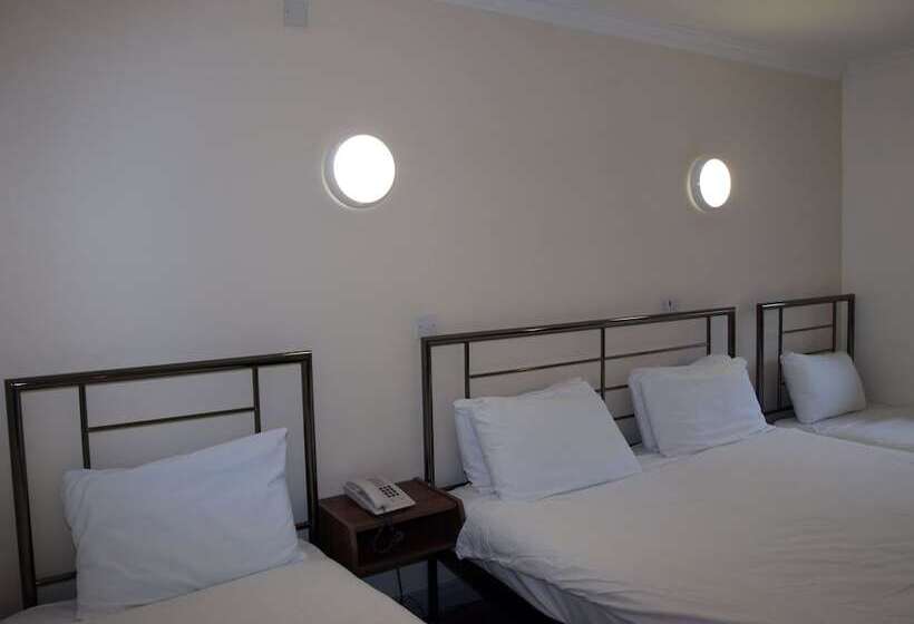 Четырехместный Номер Стандарт, 247hotel.com
