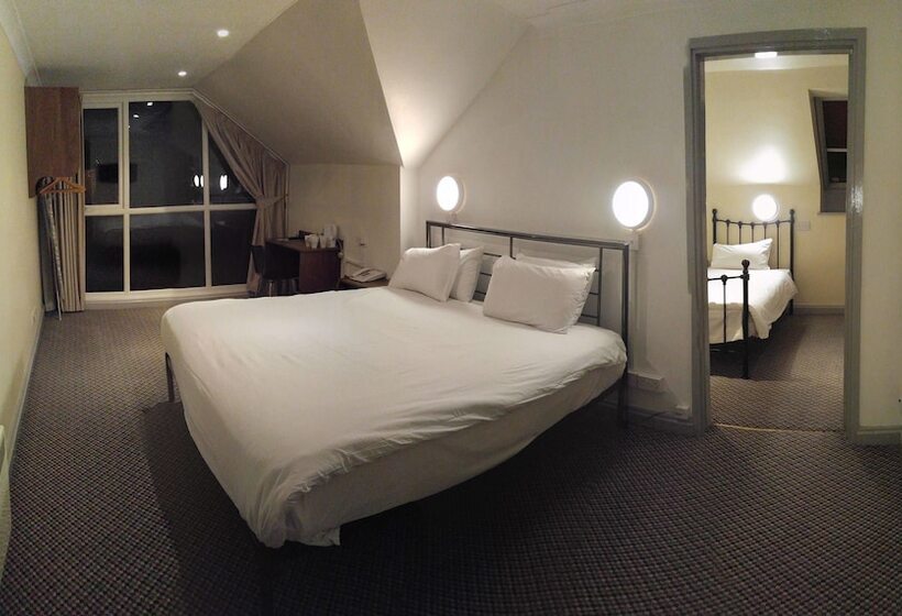 스위트, 247hotel.com