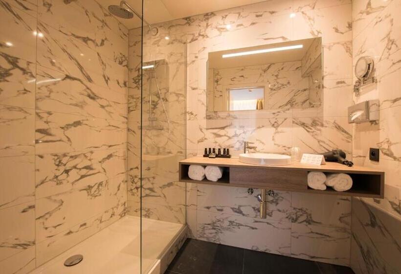 Номер Superior, Acacia