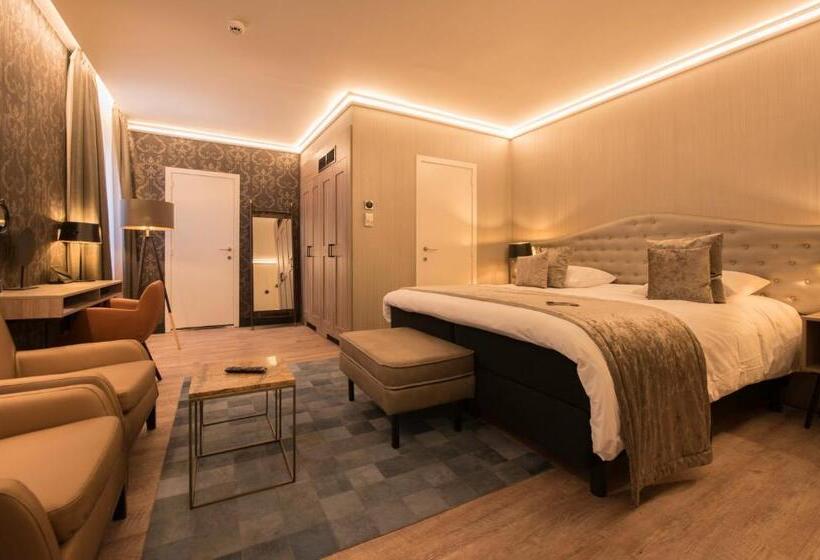 Номер Superior, Acacia