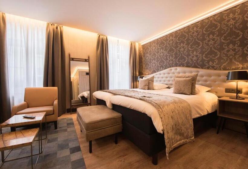 Номер Superior, Acacia