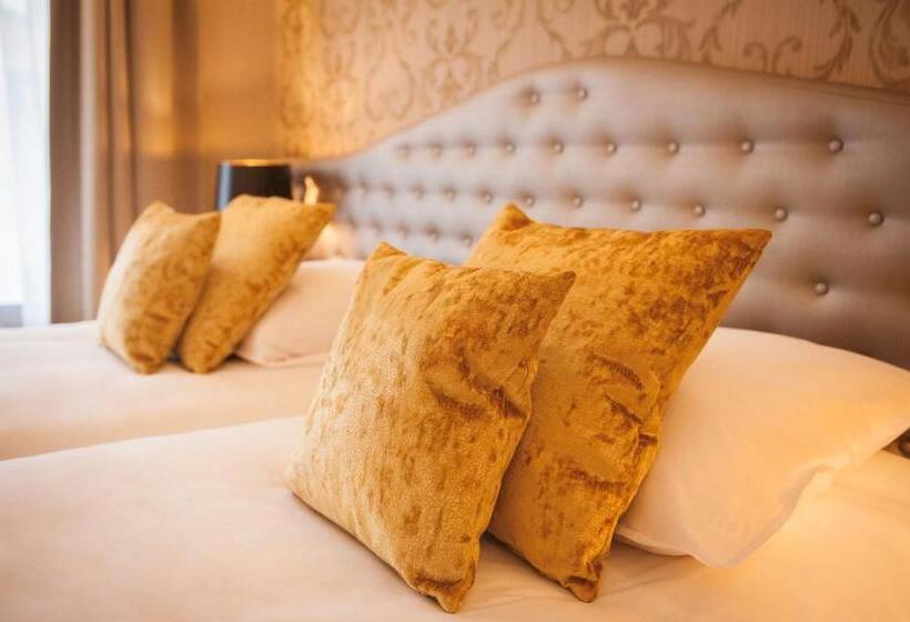 Номер Superior, Acacia