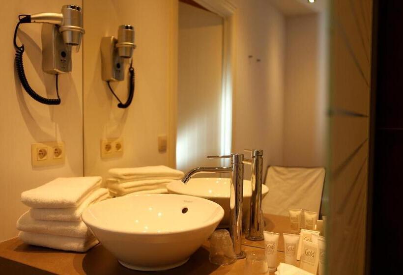 Номер Комфорт, Acacia