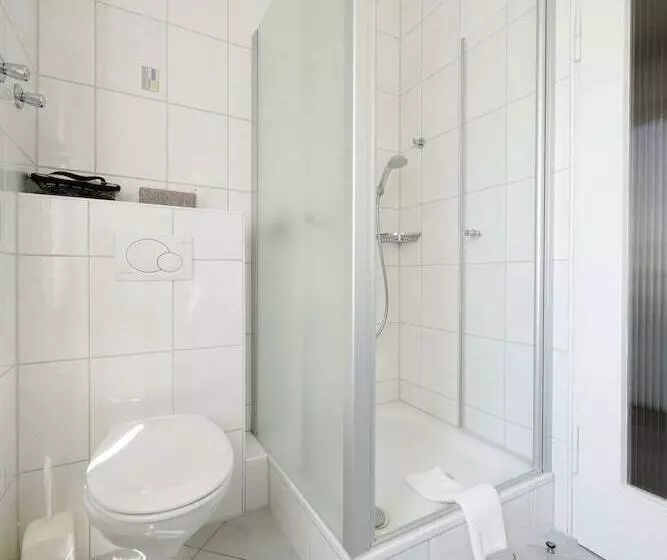 Habitación Estàndard Individual, Bayerischer Hof