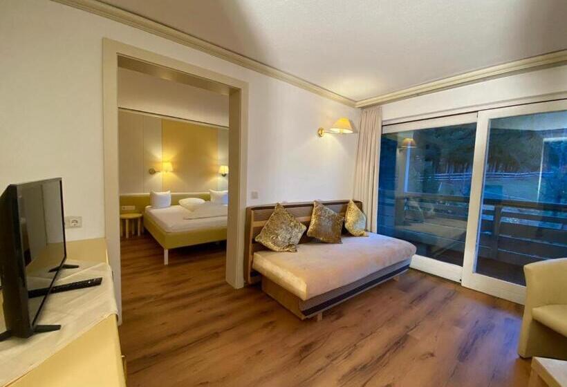 スタンダードトリプルルーム, Belmont