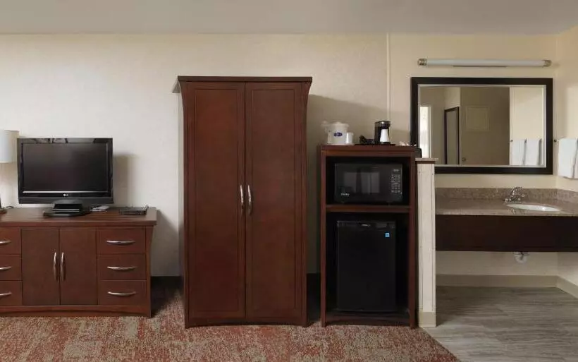 اتاق استاندارد با تخت بزرگ, Crystal Inn Hotel & Suites   Salt Lake City