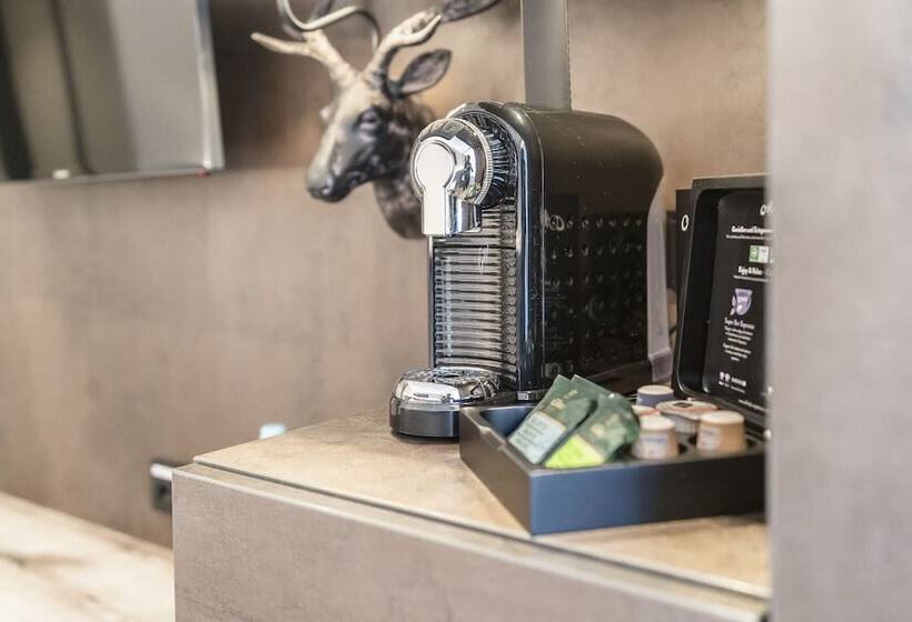 Pokój klasy Biznes, Demas München Unterhaching