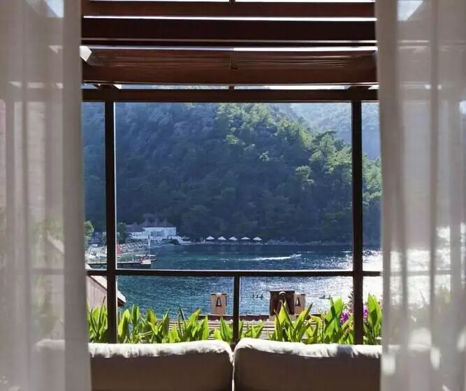 テラス付スーペリアルーム, Hillside Beach Club