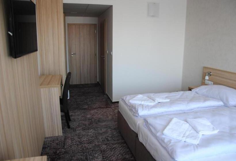 غرفة ديلوكس, Labe