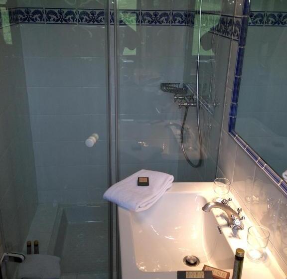 غرفة قياسية, Le Hameau De Barboron