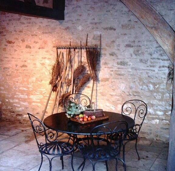 غرفة قياسية, Le Hameau De Barboron