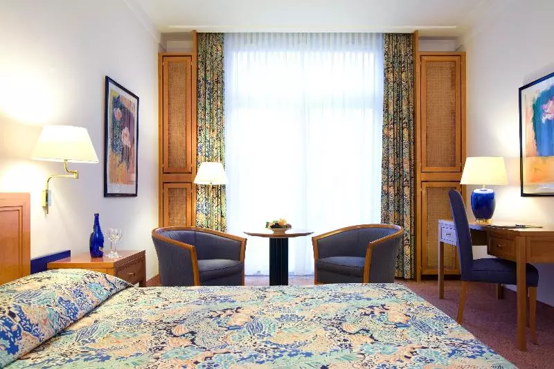 Deluxe Room, Steigenberger Hotel & Spa Bad Pyrmont