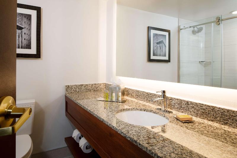 اتاق استاندارد یک نفره, Terminus Orléans Paris