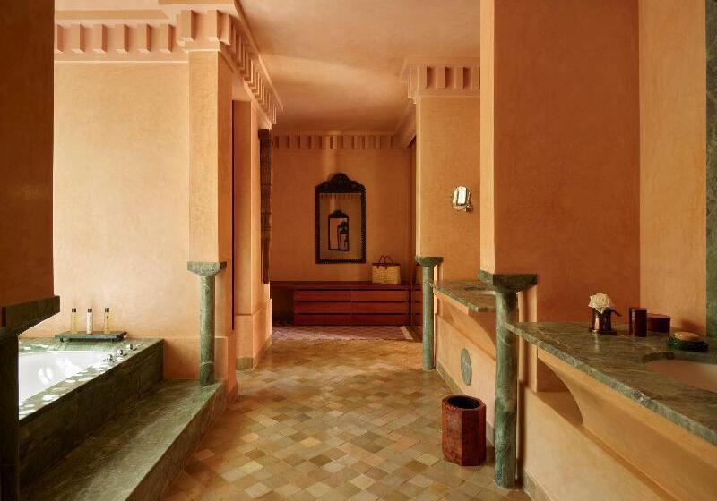 اتاق استاندارد, Terminus Orléans Paris