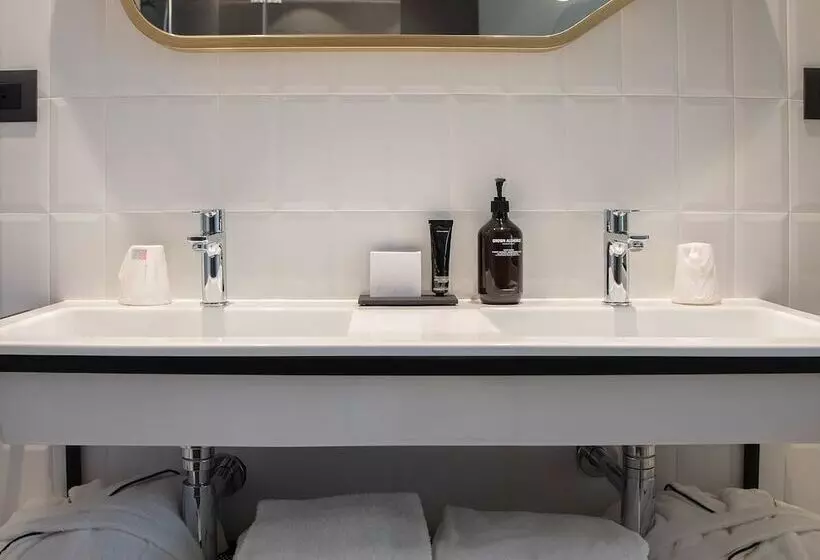 اتاق استاندارد, Urban Hive Milano