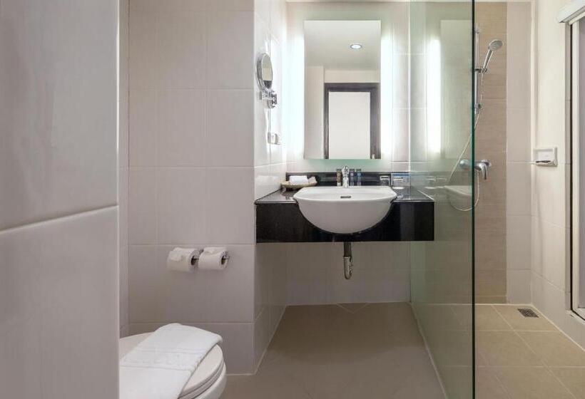 اتاق لوکس با چشمانداز دریا, Novotel Phuket Resort