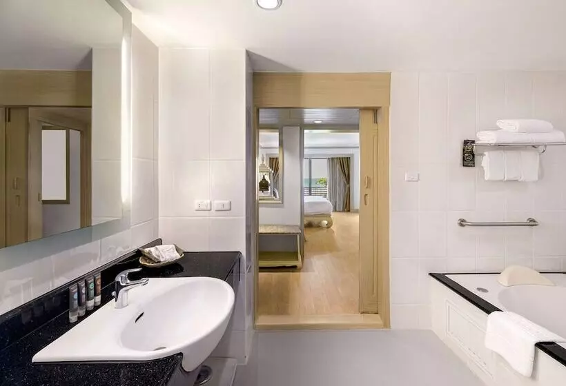 デラックスルーム, Novotel Phuket Resort
