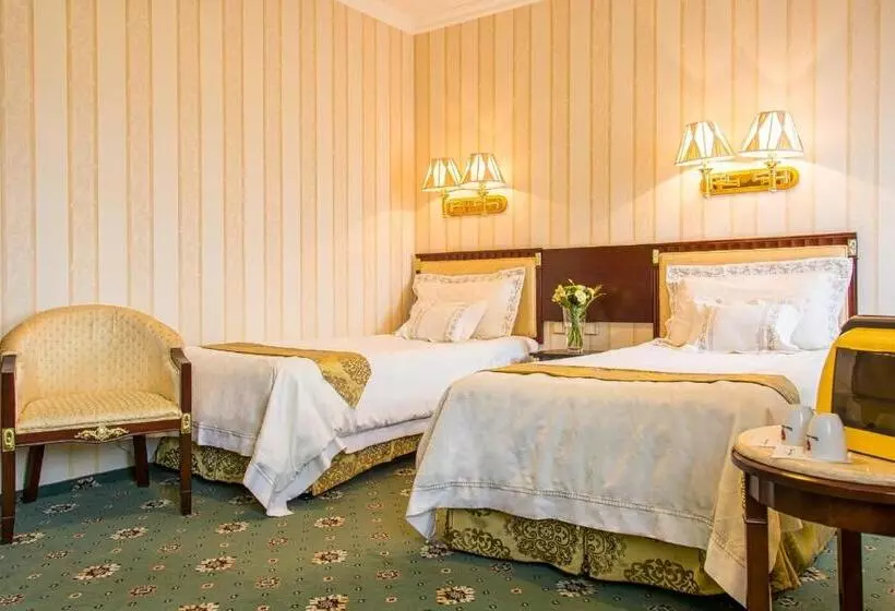 اتاق استاندارد, Palace Hotel Polom