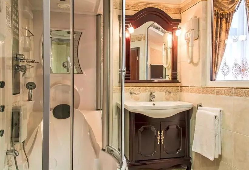 سوئیت پرزیدنت, Palace Hotel Polom