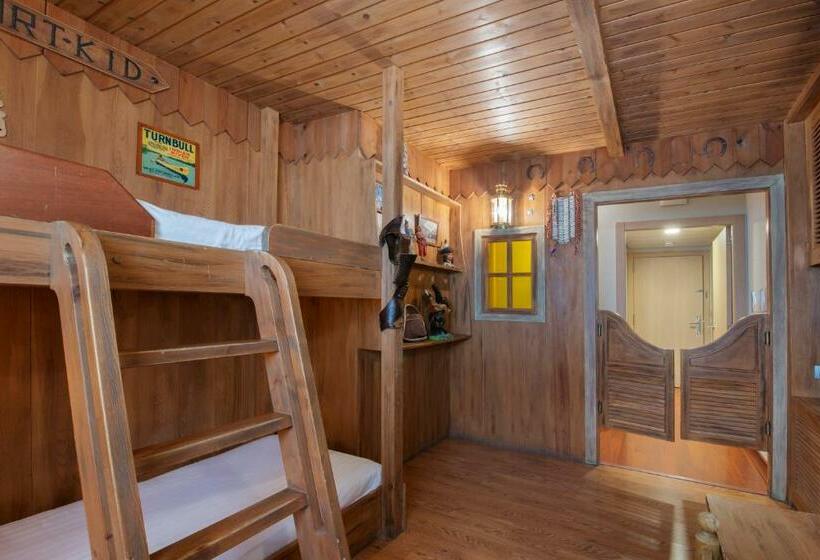 سوییت خانوادگی, Suites Plaza Hotel & Wellness Andorra