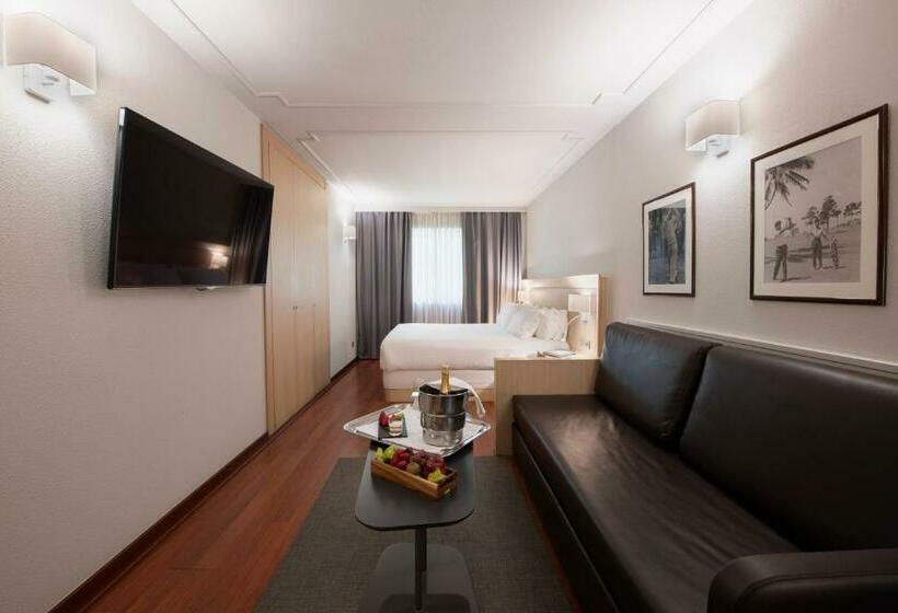 اتاق لوکس سه تخته, Suites Plaza Hotel & Wellness Andorra