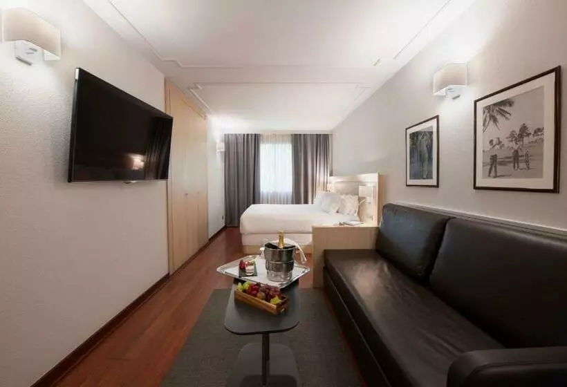 اتاق لوکس چهار تخته, Suites Plaza Hotel & Wellness Andorra