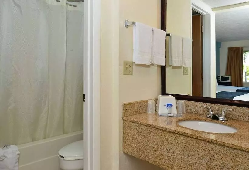 ２ダブルベッドのスタンダードルーム, Americas Best Value Inn Bradenton Sarasota