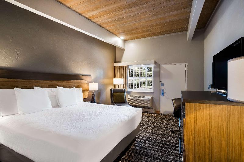 适合残疾人士使用的带超级大床的标准间, Best Western Antlers At Glenwood Springs