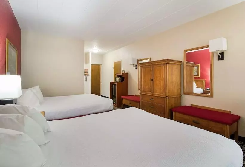 ２ダブルベッドのスタンダードルーム, Best Western Braddock Inn