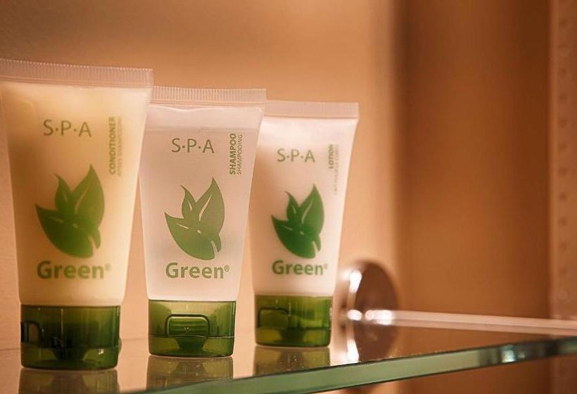 מיטת קינג בסוויטה, Best Western Plus Night Watchman Inn & Suites