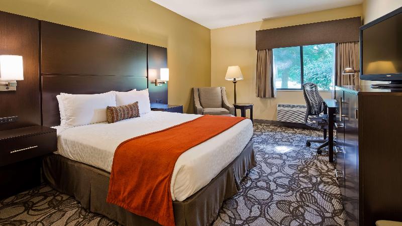 适合残疾人使用的标准间, Best Western Plus Plaza By The Green