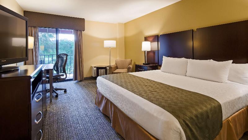 带大床的标准间, Best Western Plus Plaza By The Green