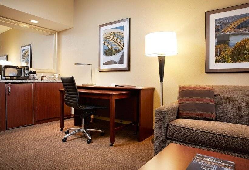 جناح, Doubletree Suites By Hilton Hotel Cincinnati   Blue Ash