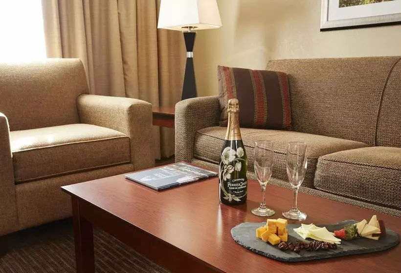 スイート, Doubletree Suites By Hilton Hotel Cincinnati   Blue Ash