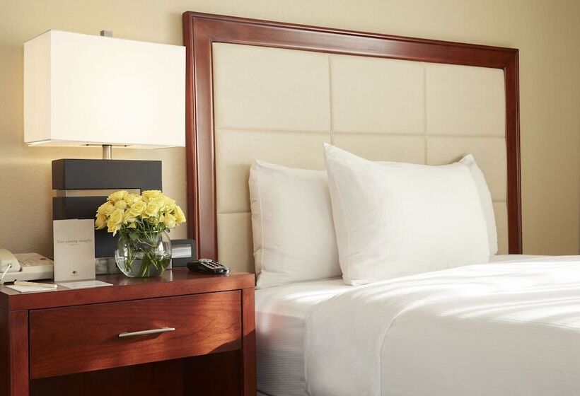 Люкс, Doubletree Suites By Hilton Hotel Cincinnati   Blue Ash