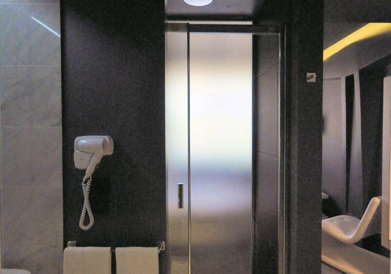 اتاق لوکس, Italiana Hotels Florence