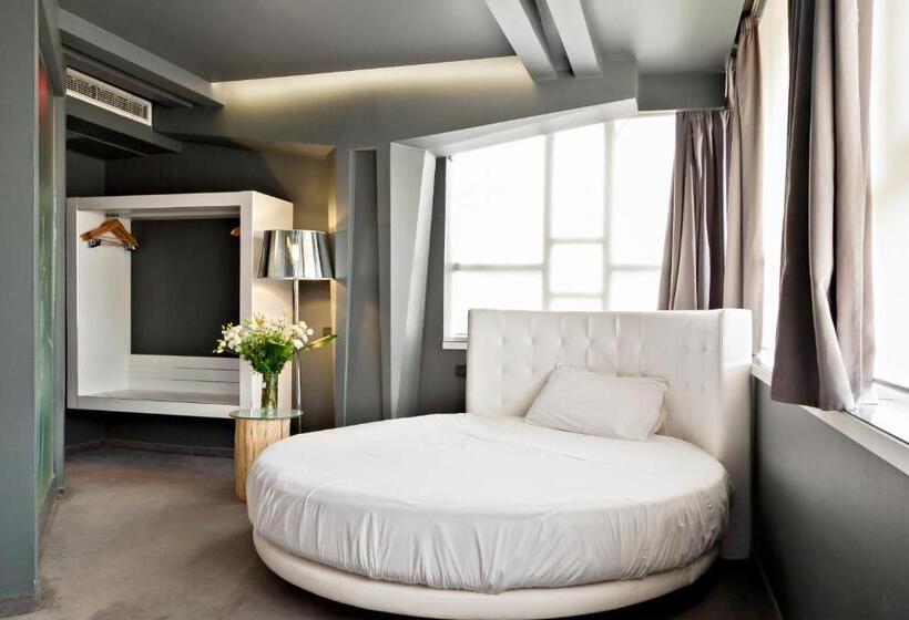 سوییت جونیور, Italiana Hotels Florence