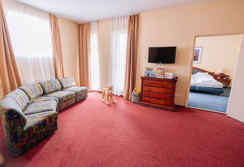 Family Suite, Pannonia