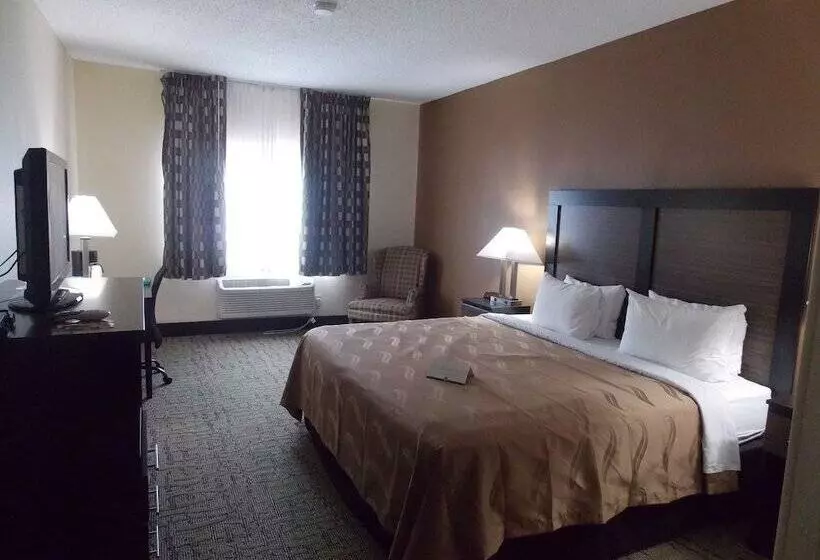 スイート, Quality Inn & Suites