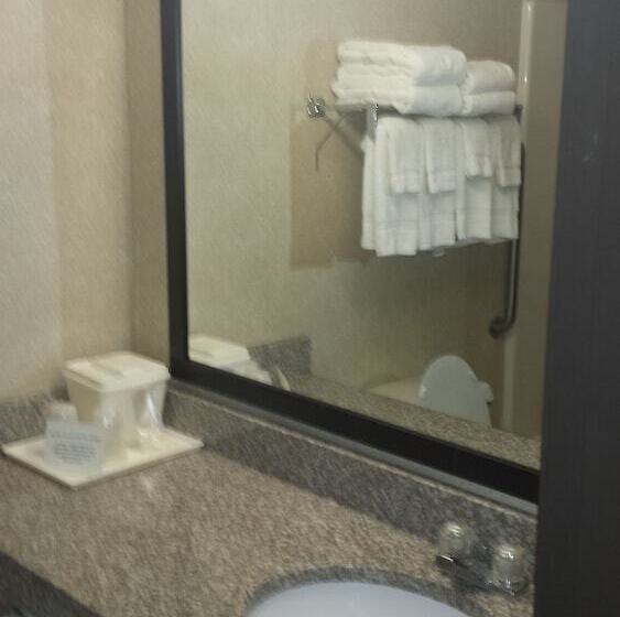 套房, Quality Inn & Suites