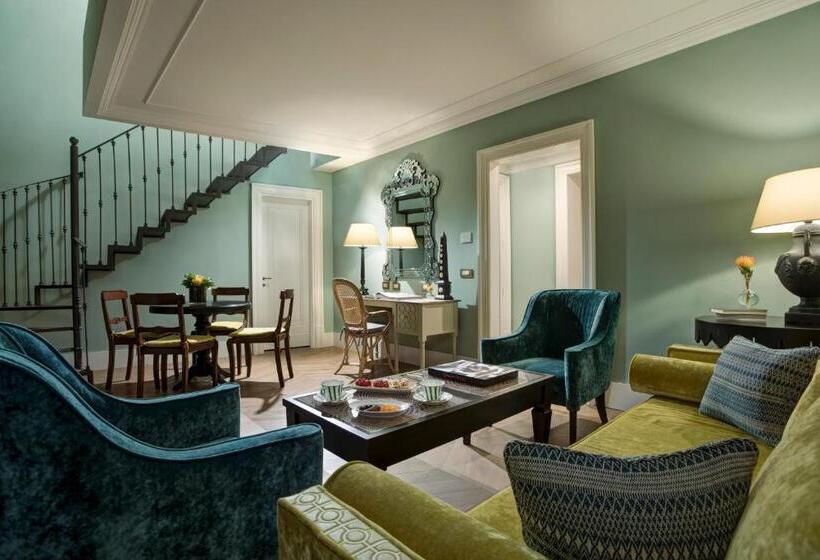 סוויטה, Rocco Forte Hotel De La Ville