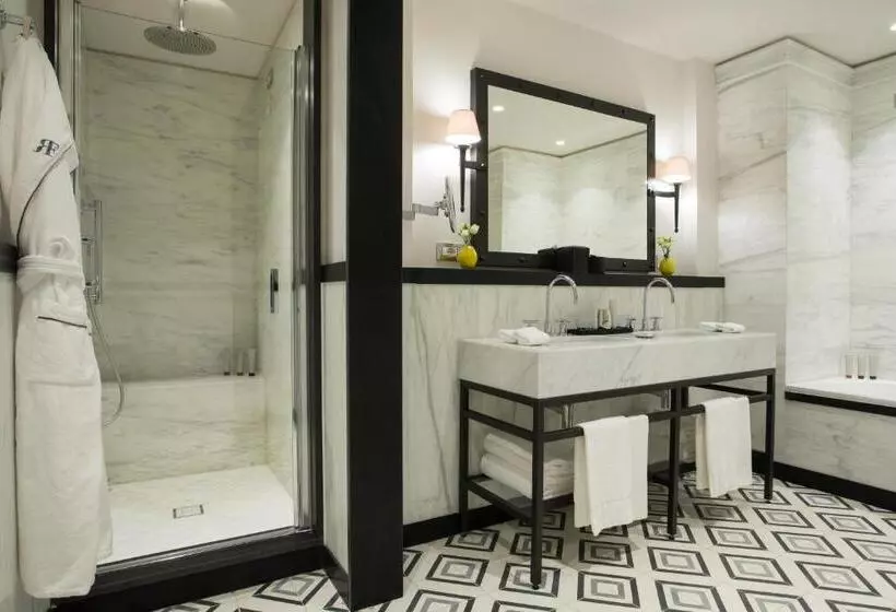 Suite con Terrazza, Rocco Forte Hotel De La Ville