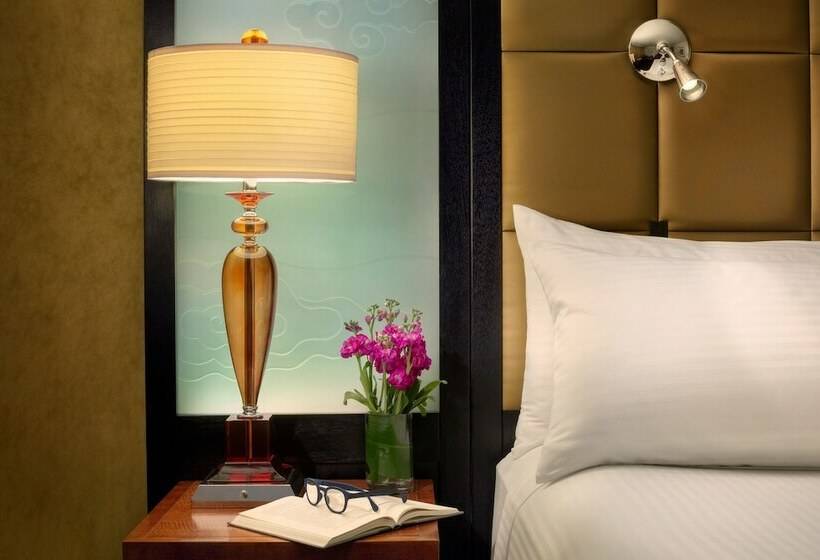 带2个双人床的标准工作室, Millennium Hotel Broadway Times Square