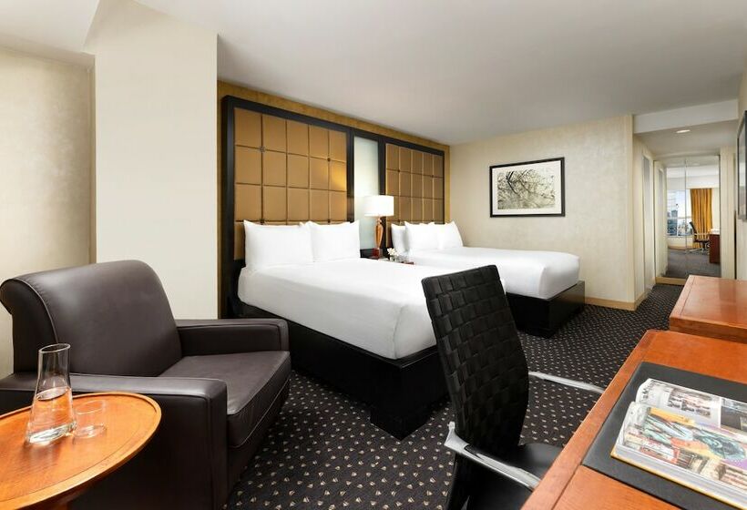 带2个双人床的标准工作室, Millennium Hotel Broadway Times Square