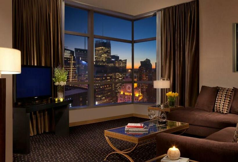 带大床的套房, Millennium Hotel Broadway Times Square