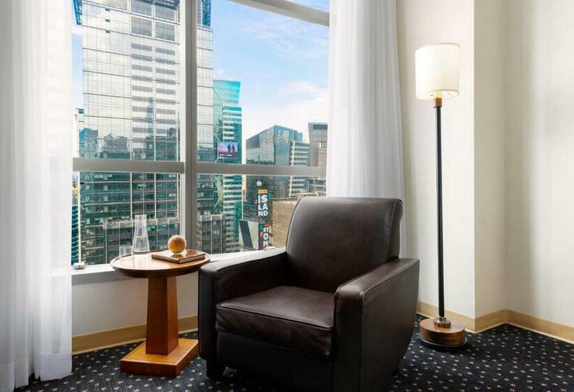 带大床的套房, Millennium Hotel Broadway Times Square