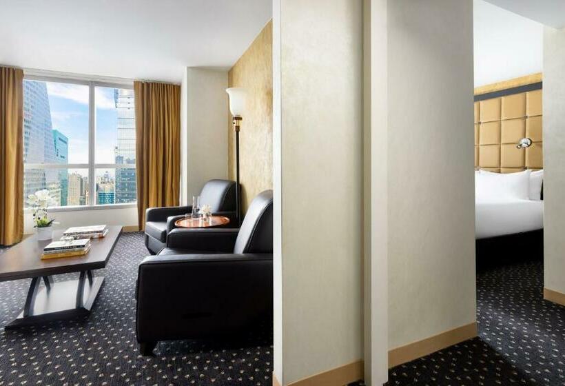 سوئیت با تخت بزرگ, Millennium Hotel Broadway Times Square